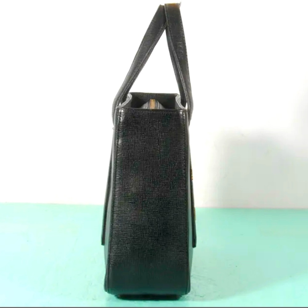 MCM Leather Tote Bag Authentic  + Dust Bag 🌹❤️🌹 - Picture 3 of 9